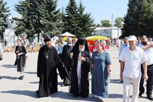 10 августа, в день памяти Смоленской иконы Божией Матери, епископ Городецкий и Ветлужский Августин в ходе архипастырского визита поздравил воскресенцев с Престольным праздником (Днём посёлка Воскресенское)