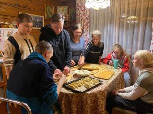 Каникулы у теплой русской печки - с чаем и пирогами