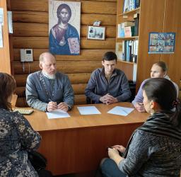 В Воскресной школе при храме Трех Святителей г. Урень прошел расширенный педсовет