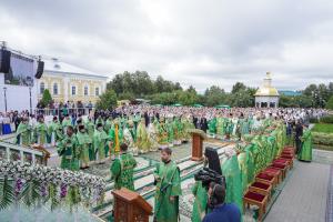 Епископ Городецкий и Ветлужский Парамон принял участие в торжественных богослужениях в Свято-Троицком Серафимо-Дивеевском женском монастыре Епископ Городецкий и Ветлужский Парамон принял участие в торжественных богослужениях в Свято-Троицком Серафимо-Дивеевском женском монастыре