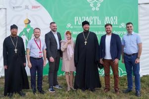 Волонтеры Городецкой епархии приняли участие в молодежном форуме «Радость моя» в селе Дивеево Волонтеры Городецкой епархии приняли участие в молодежном форуме «Радость моя» в селе Дивеево