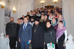 Гимназисты и учителя Семеновской православной гимназии приняли участие в семинаре по русскому языку в городе Кирове. Гимназисты и учителя Семеновской православной гимназии приняли участие в семинаре по русскому языку в городе Кирове.