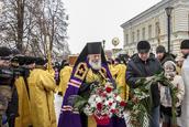 Крестный ход под знаменем Александра Невского