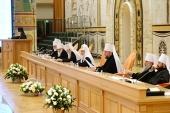 В Зале церковных соборов кафедрального соборного Храма Христа Спасителя в Москве завершилось  Архиерейское Совещание Русской Православной Церкви
