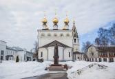Епископ Городецкий и Ветлужский Августин совершил Божественную литургию в день памяти святого Александра Невского в Городецком Феодоровском мужском монастыре