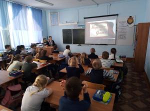 Ковернинские школьники приняли участие в беседах о святых защитниках Земли Русской Ковернинские школьники приняли участие в беседах о святых защитниках Земли Русской