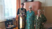 Настоятель храма Воздвижения Честного и Животворящего Креста Господня п.Тонкино иерей Владимир Курдин посетил дом интернат для пожилых людей