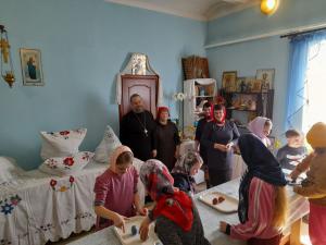 В воскресной школе прошло занятие, посвященное празднику Красной горки 