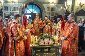 В Радоницу епископ Городецкий и Ветлужский Августин совершил Божественную литургию в кафедральном соборе иконы Божией Матери Феодоровская Городца