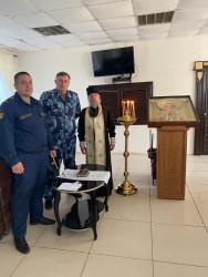 Сотрудники ИК-14 и ИК-1 встретили икону святителя Николая Чудотворца, с частицами мощей
