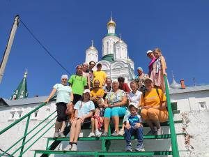 Летняя дорога к монастырю